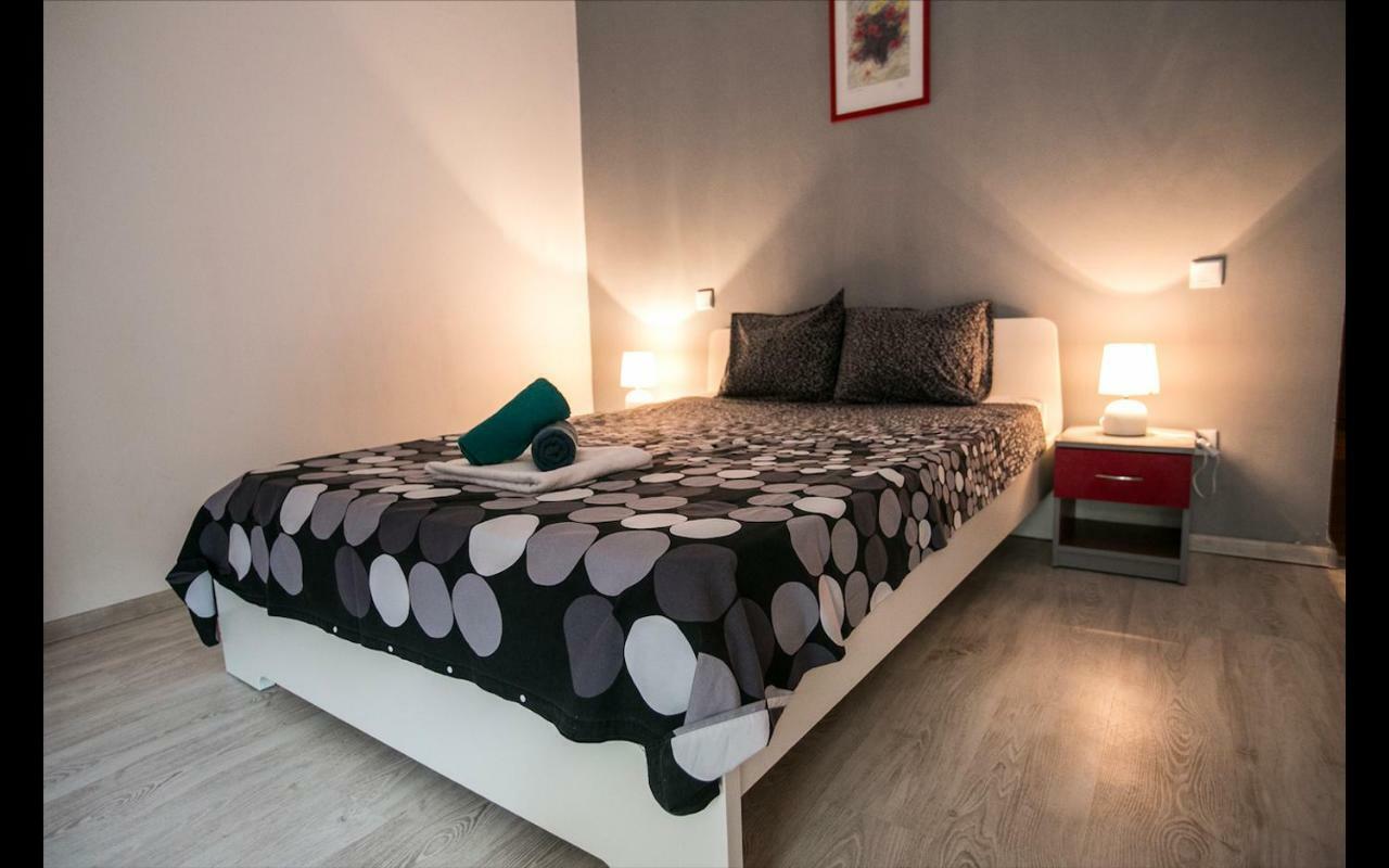 Cismigiu Garden Studio Apartment Букурещ Екстериор снимка
